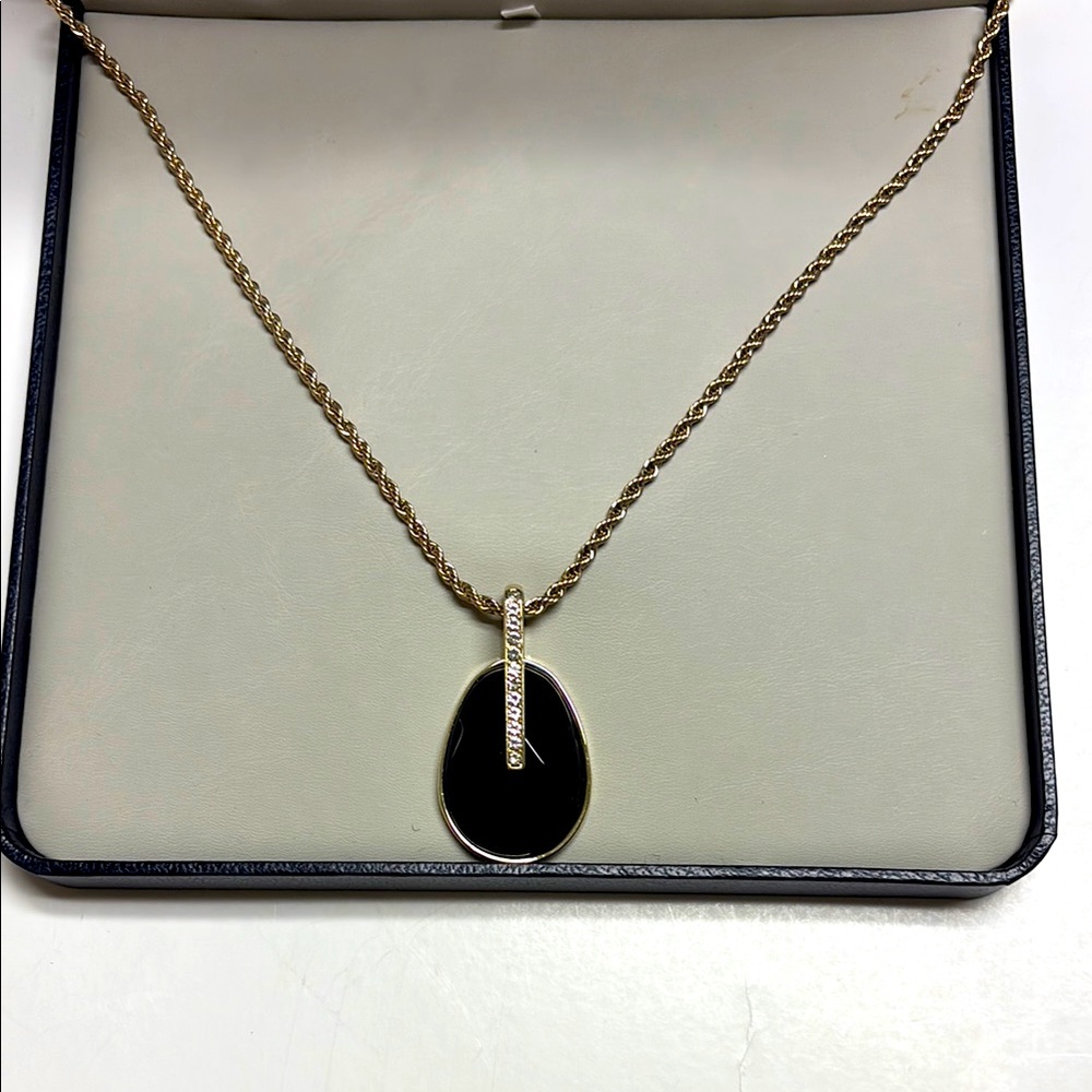 WHBM gold rope necklace with faux black onyx tear drop pendant